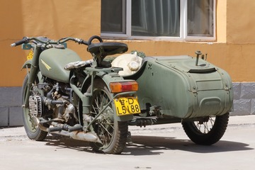 262361