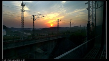 动车窗外的靓丽风景L4.jpg