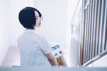 001