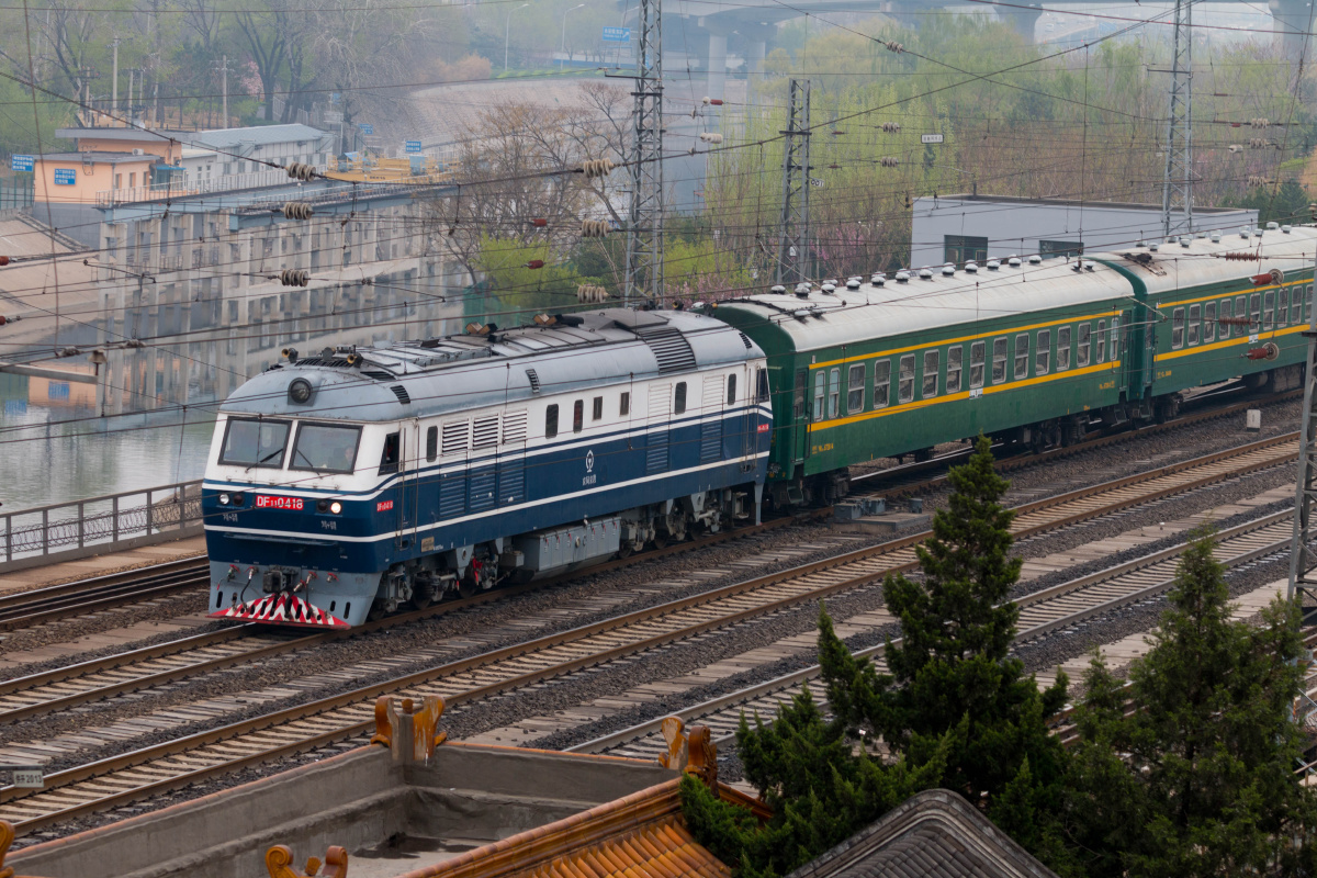 6451\/6452次列车本务更换