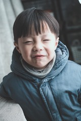 001
