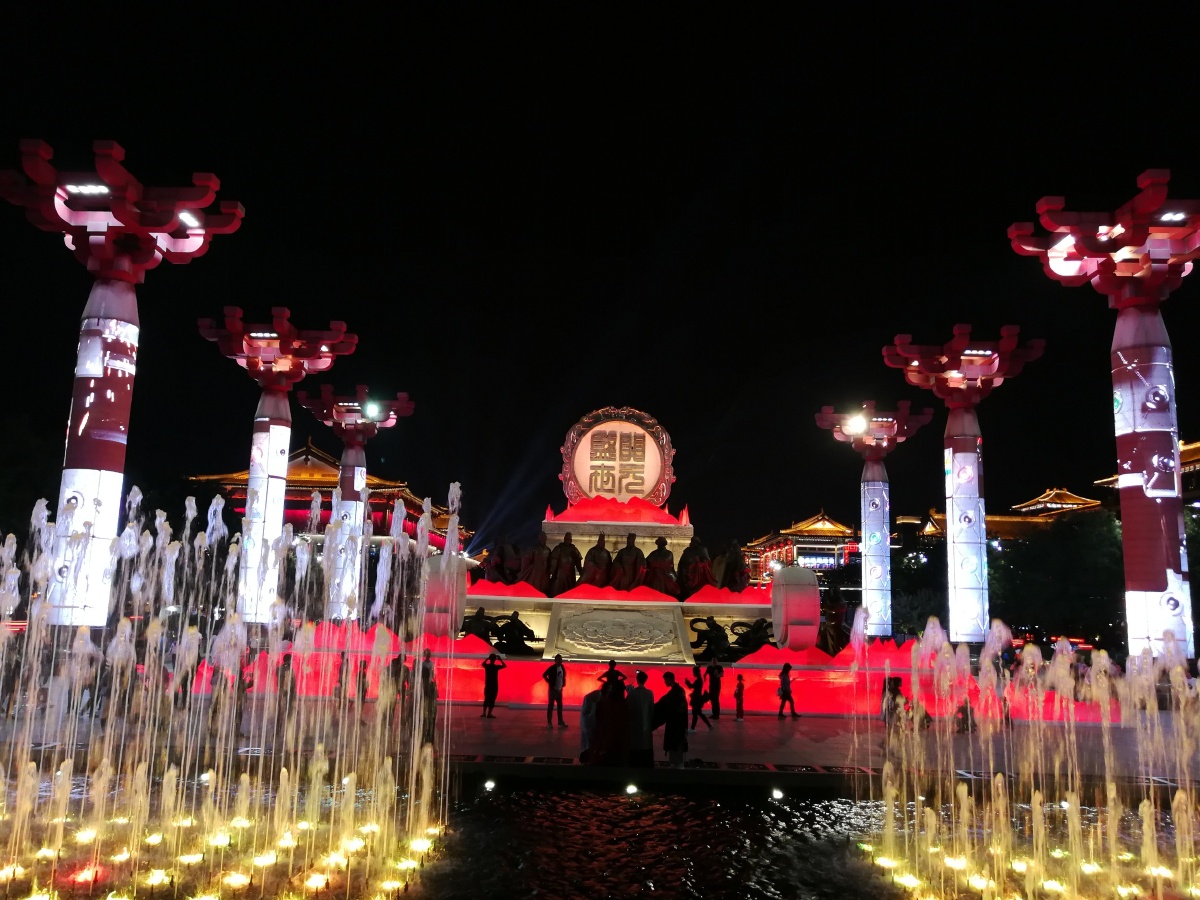 10月3日西安市大唐不夜城开元广场