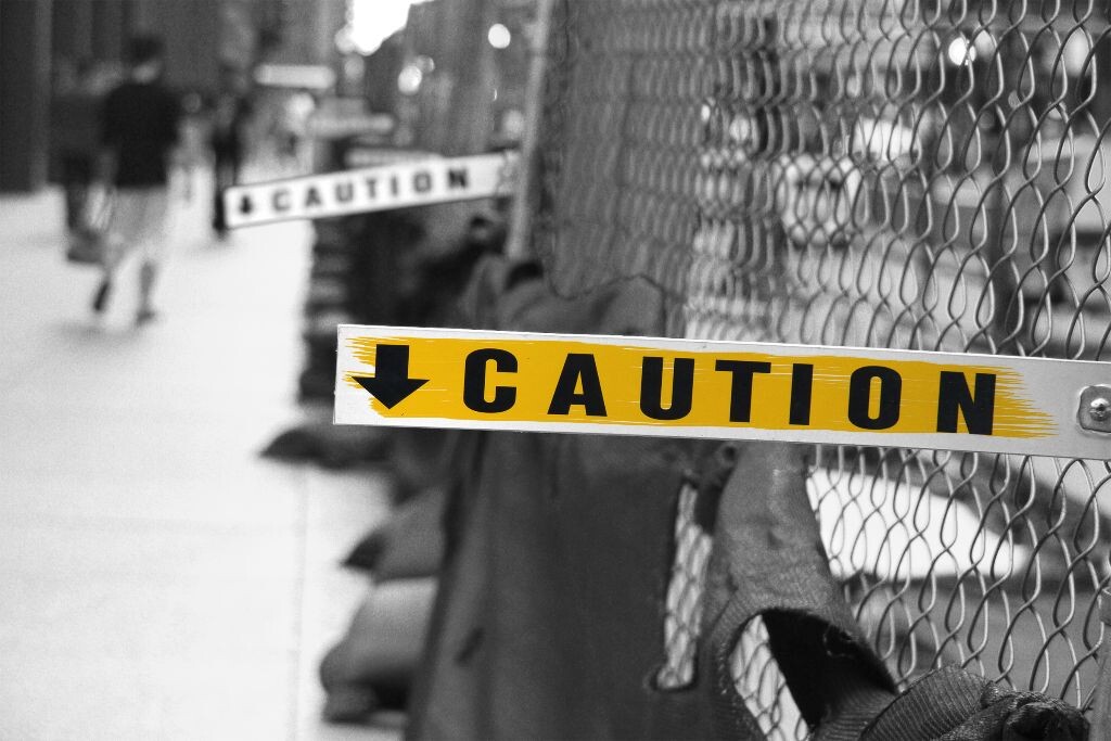 caution<br />
