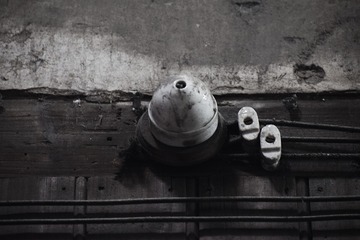 55631