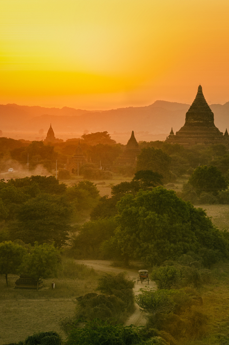 蒲甘的日出日落