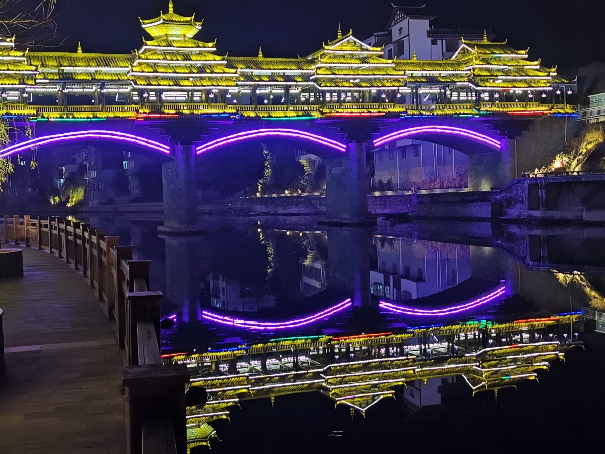 广西资源县城的夜景