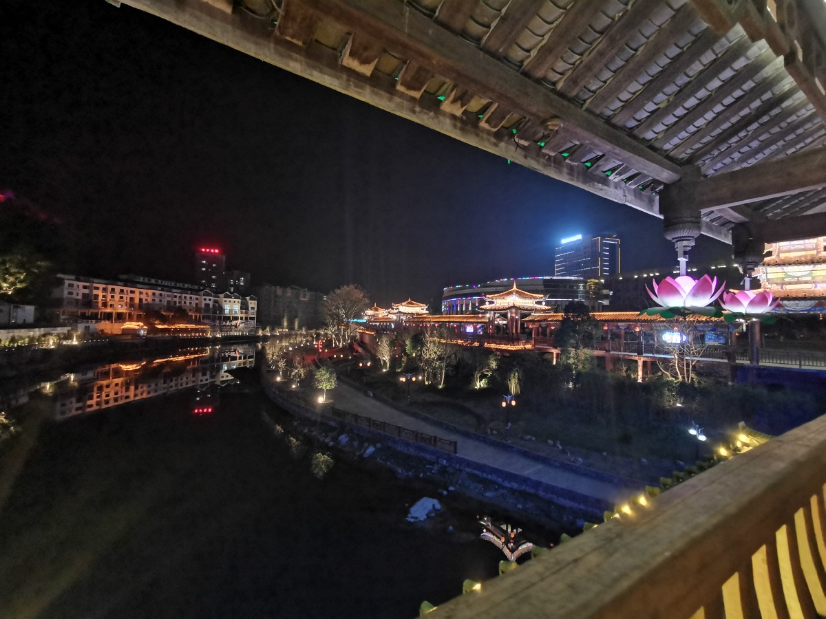 广西资源县城的夜景