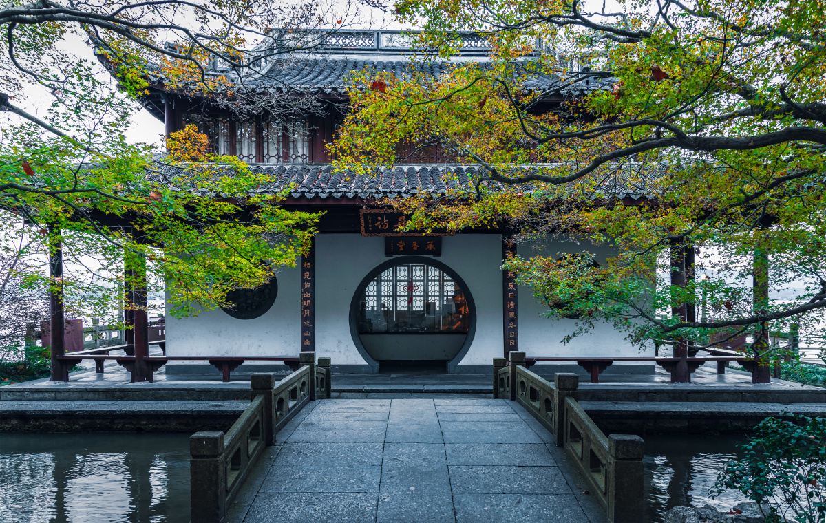 西湖亭阁