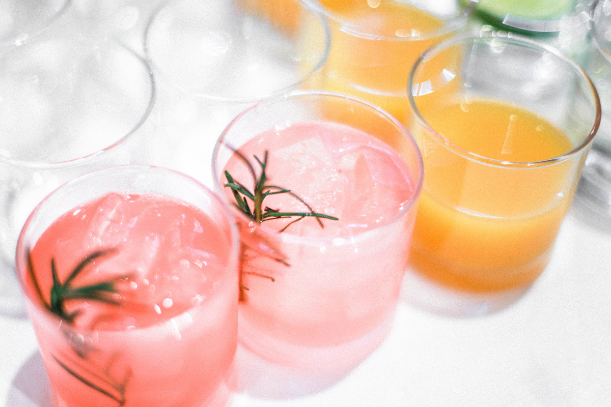 行吧,粉色的还不错