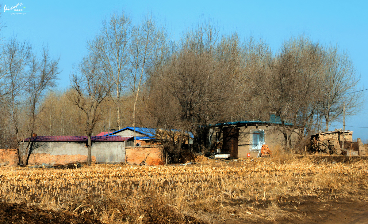 看地窝棚房子