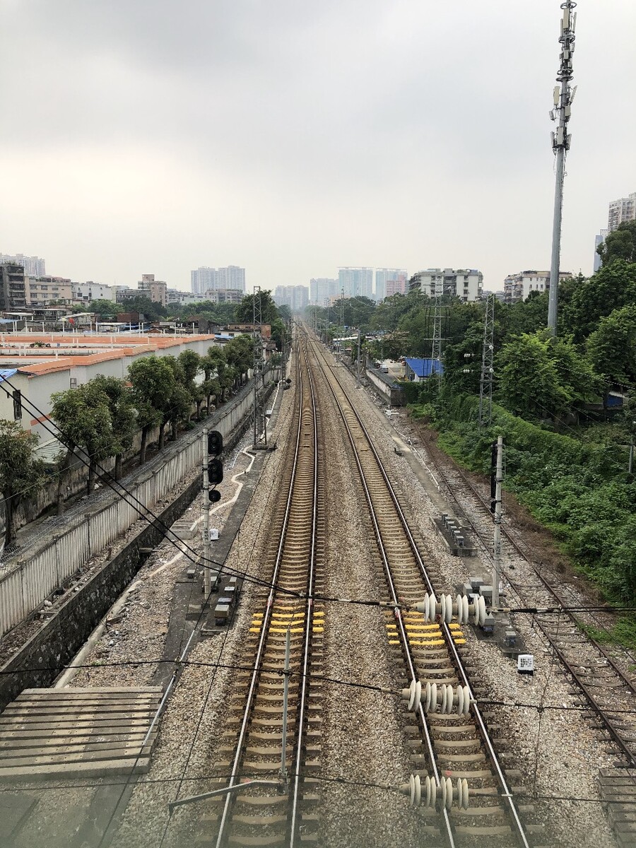 广茂老铁路