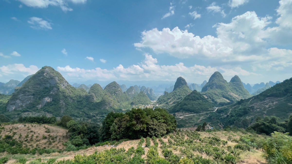 桂林的奇特山貌