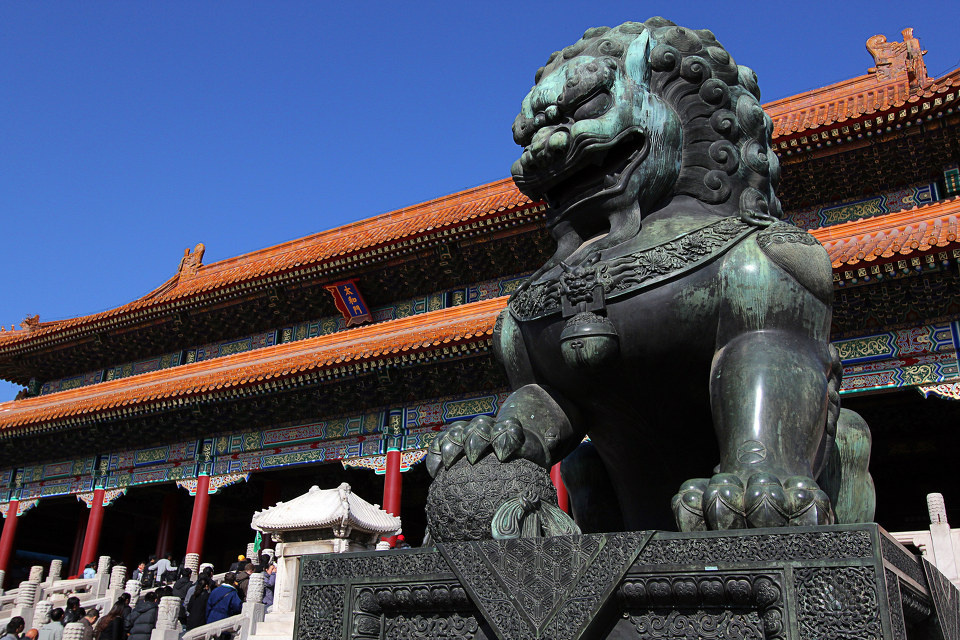 太和殿门前的铜狮