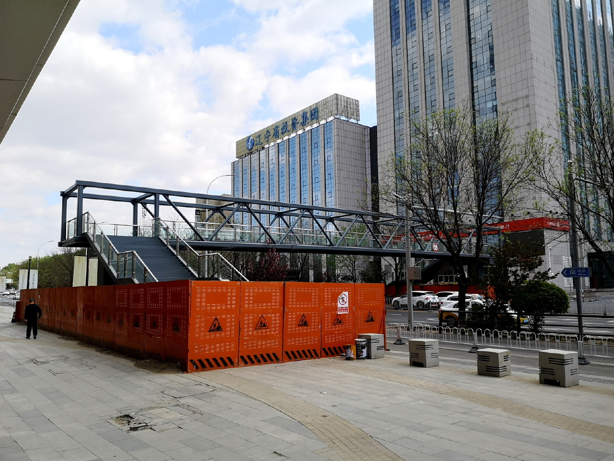 沈阳皇姑区黄河南大街人行过街天桥