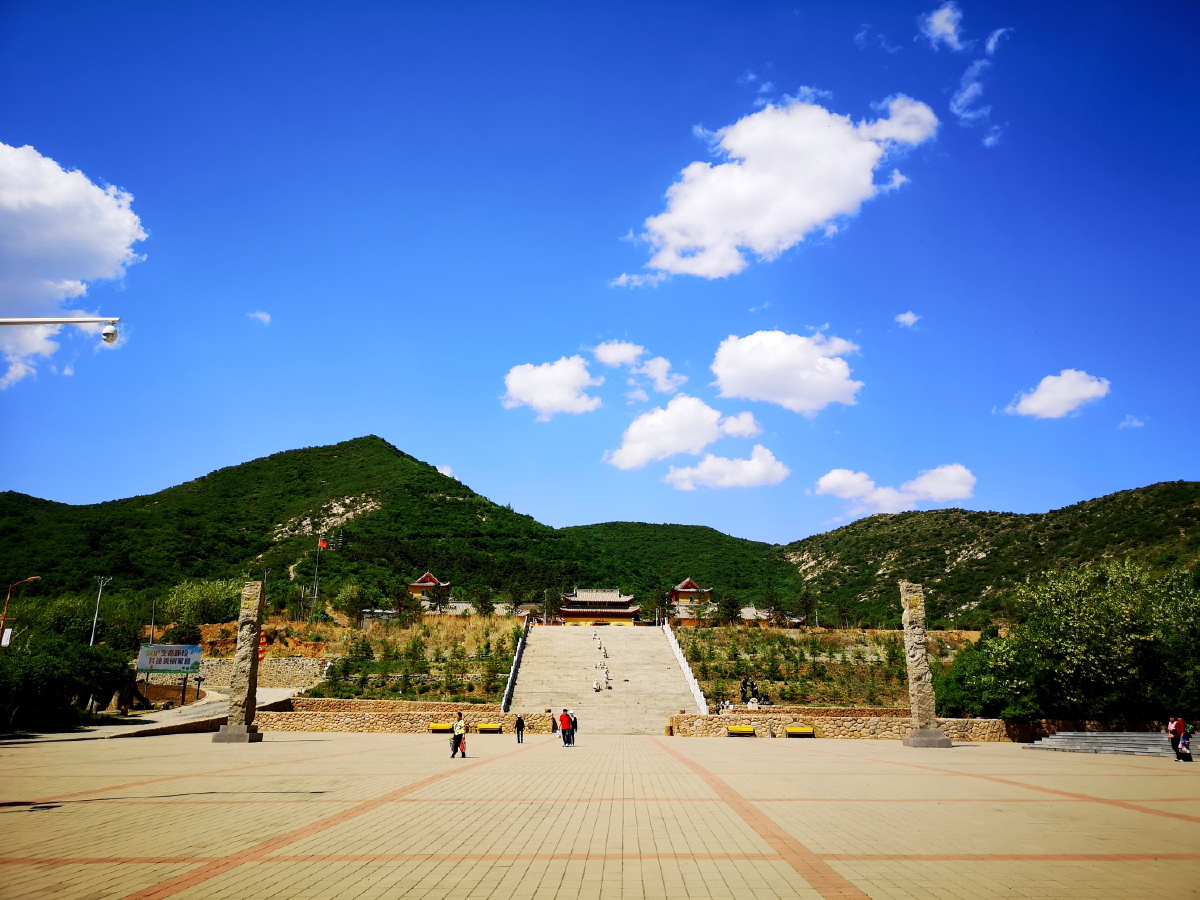 我镜头中建平县天秀山森林公园