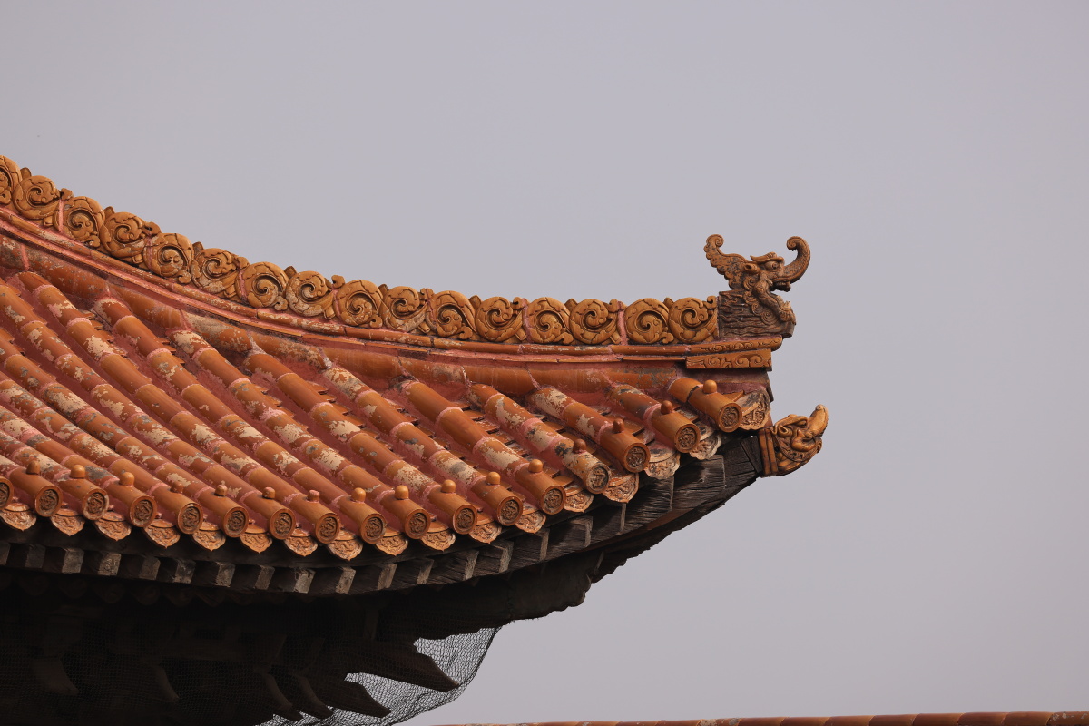 四川雪后峨嵋山33-1 br /> 多顶四面佛