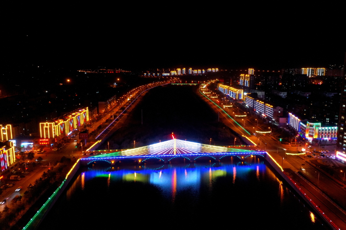 辽西自驾游之建平县牦牛河两岸夜景