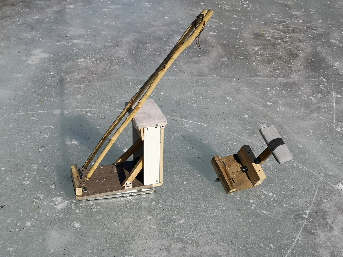 自制滑冰车体验沈阳北运河博雅园冰面