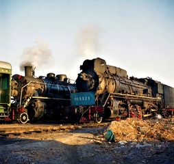 2856737