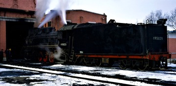 2685471