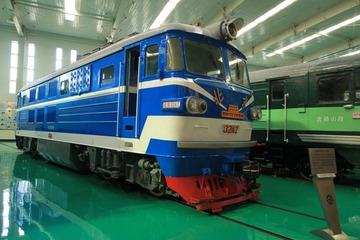 32-沈阳铁路机车陈列馆-北京型内燃烧