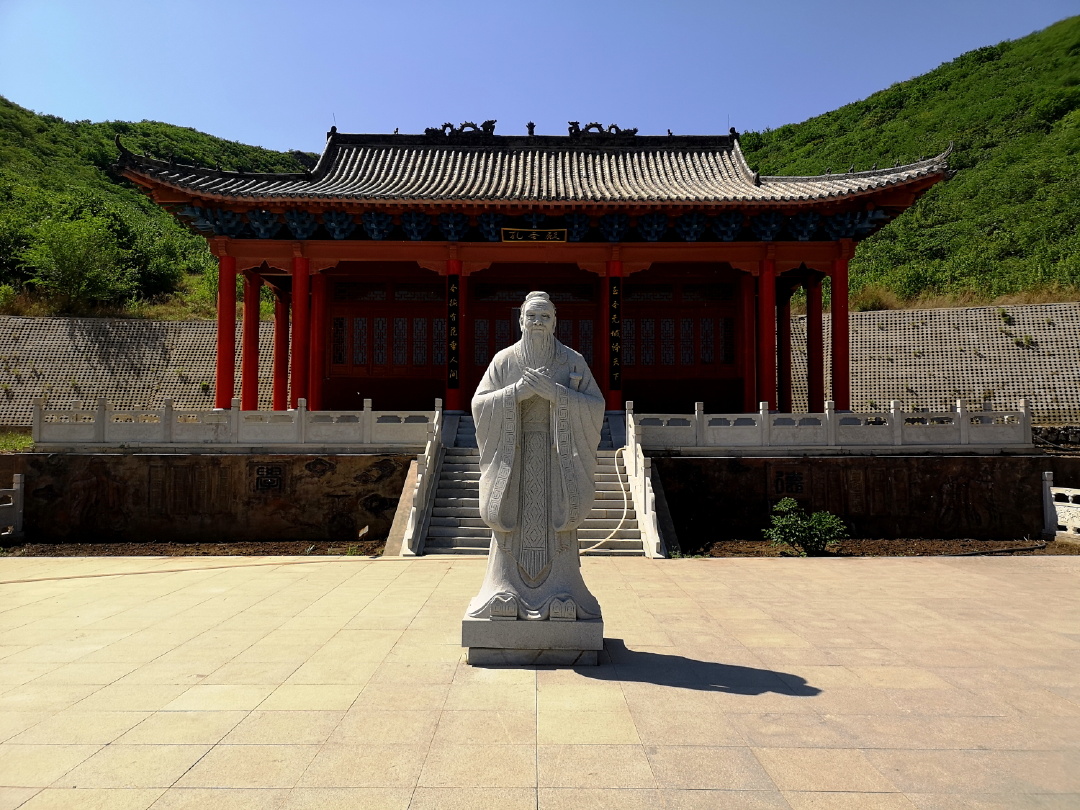我镜头中建平县天秀山森林公园