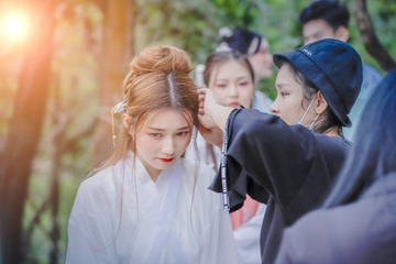 893114