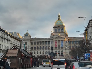 1953633