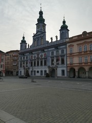 1530596