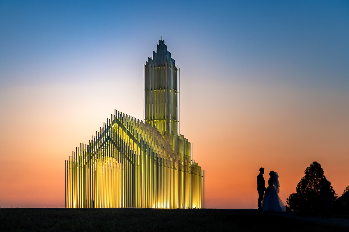 无影教堂爱情本来的样子