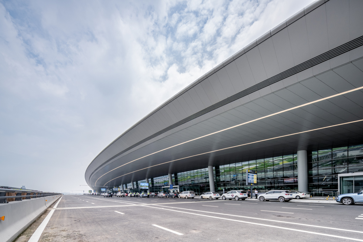 天府机场开航第一天