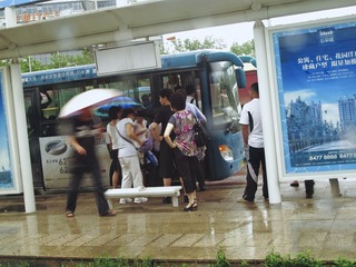 雨中街道4，.JPG
