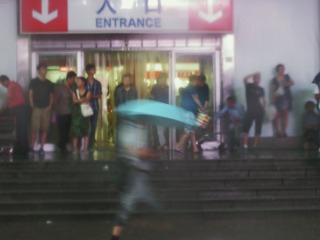 雨中街道9.JPG