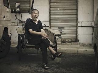 老街里的人们_副本,.jpg