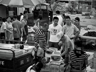车窗外的城市2.JPG