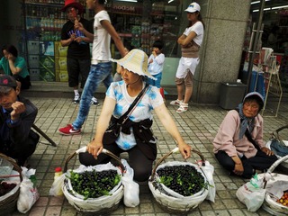 街边摊贩.JPG
