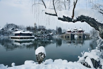 吴国华十冬日五亭桥十扬州瘦西湖风景区 _看图王