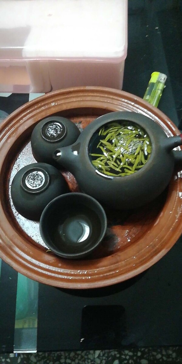 刚卖回来的建盏怎么煮,喝完最后一杯茶茶垢放置建盏通风凉透透