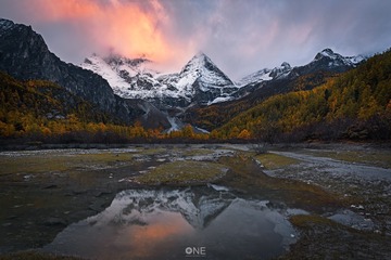 神山夕影