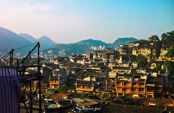 凤凰 建设-6482 小.jpg