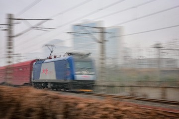 4436866
