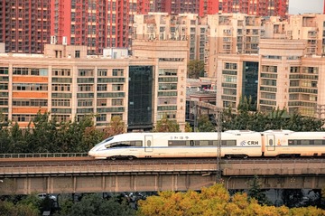 4390721