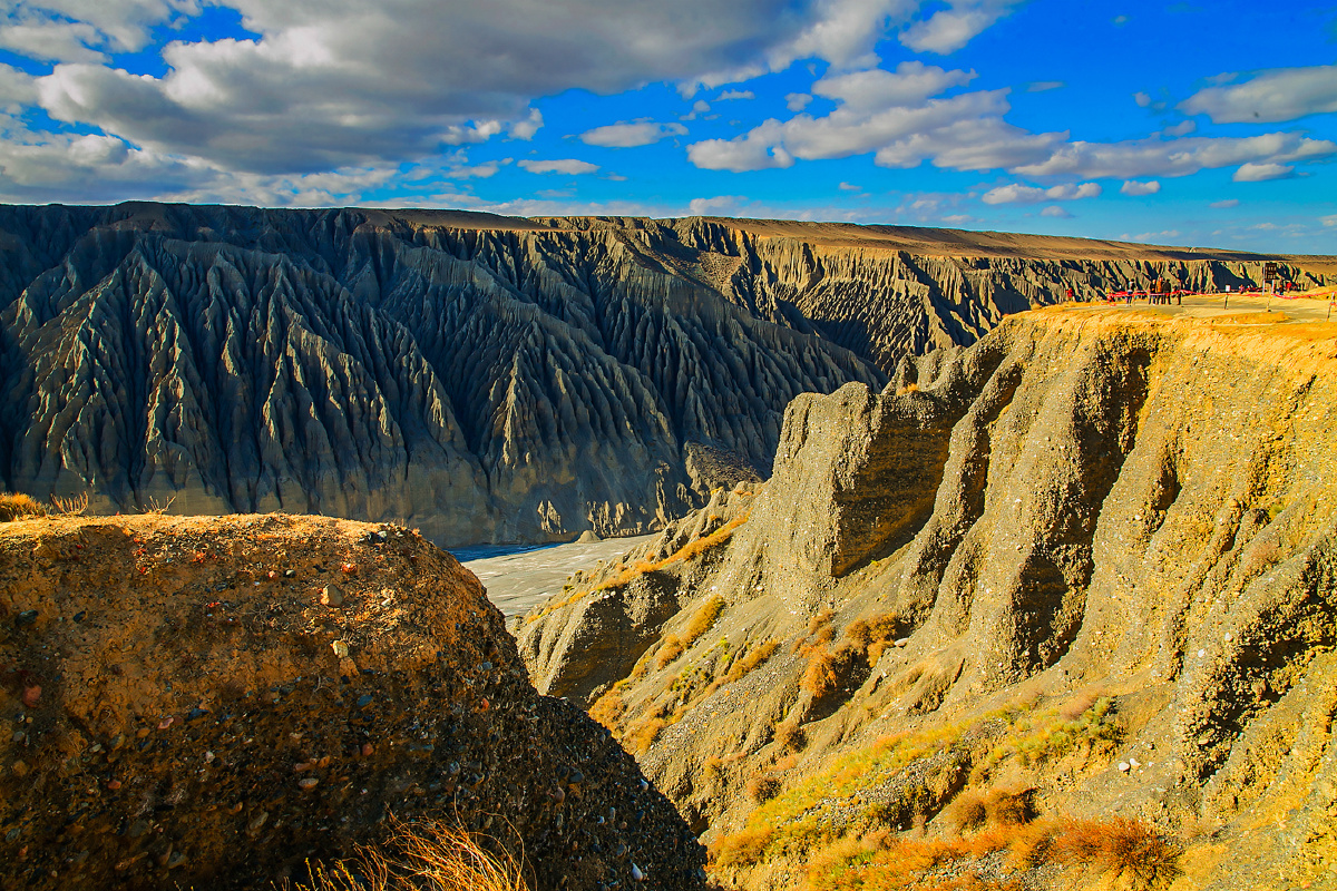 新疆奎屯河大峡谷管见