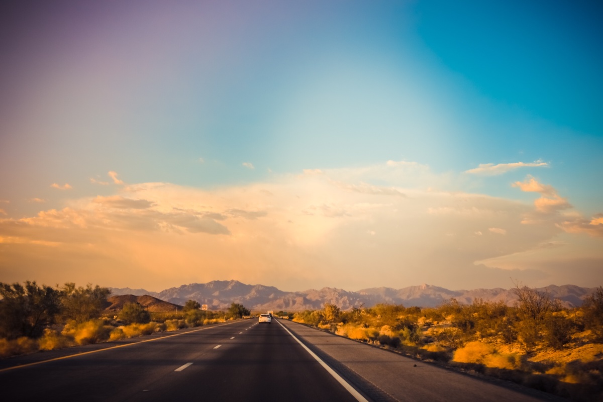 自驾行摄于美国61号公路傍晚