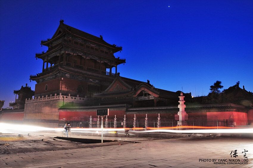 大慈阁夜景<br />
