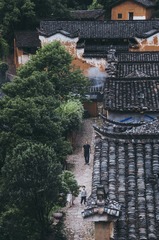 山中江南