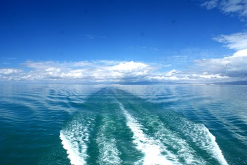263358