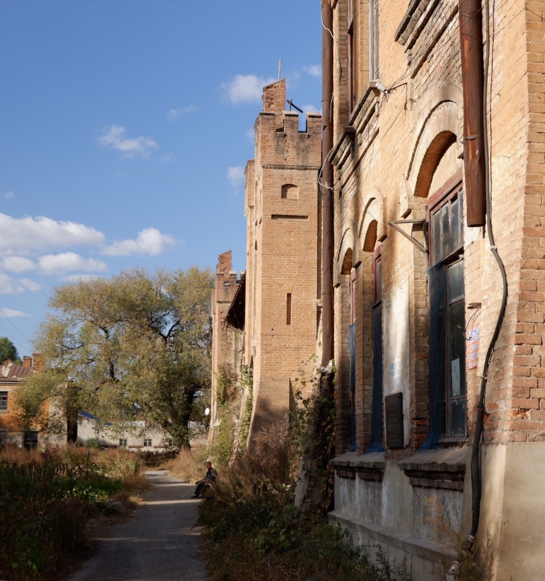 90年代的老建筑了