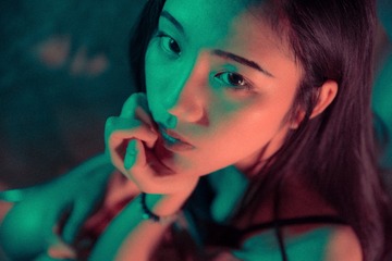 001