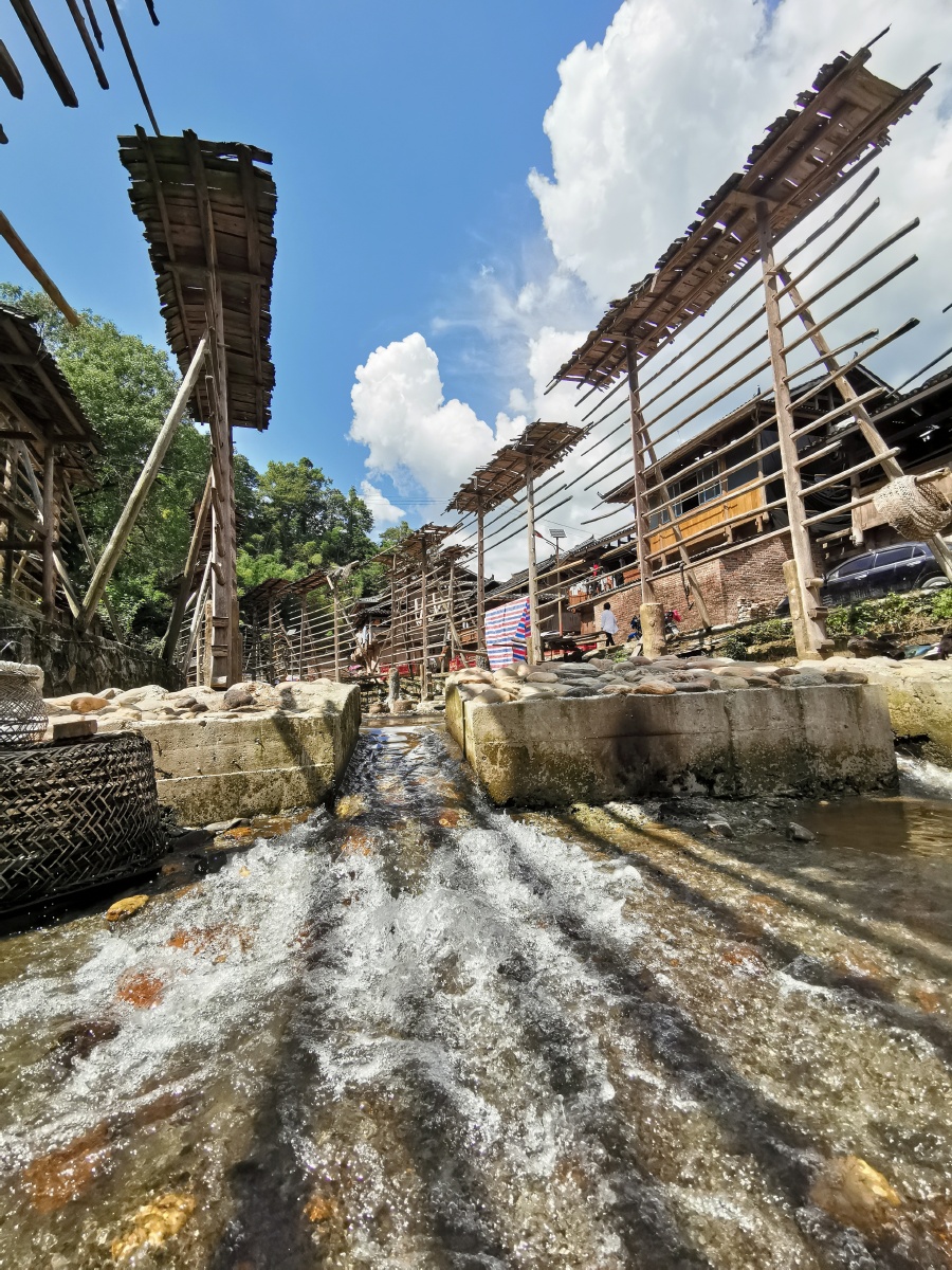 中国人口文化第一村贵州从江县占里村